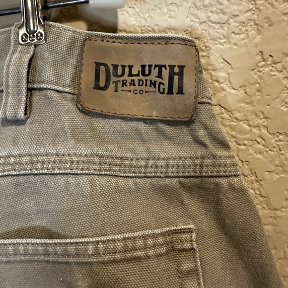 Duluth Trading Co Men's Relaxed Gray Jeans - Picture 4 of 4